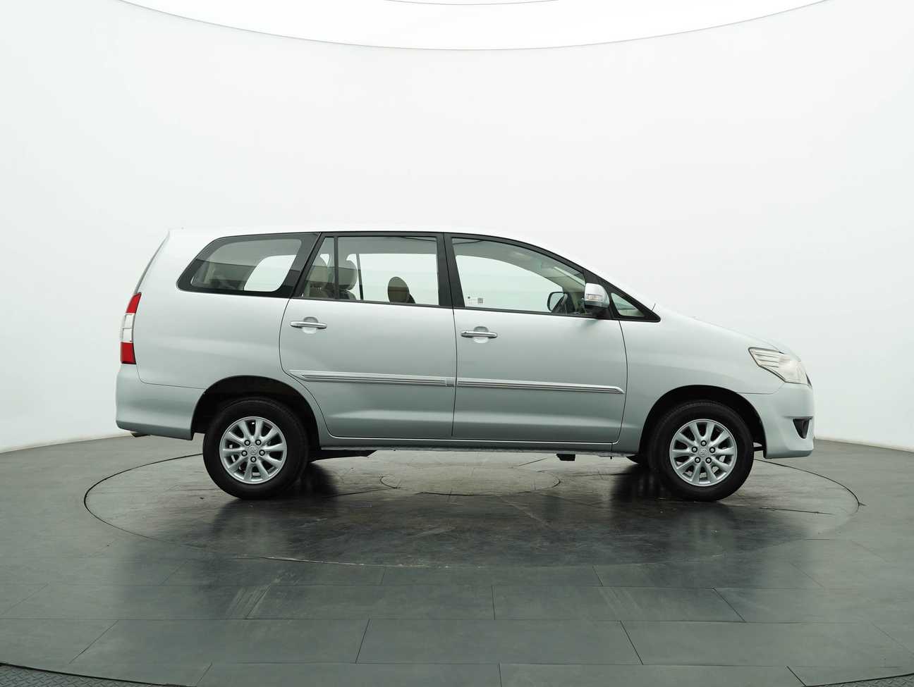 used 2012 Toyota Innova G 2.0