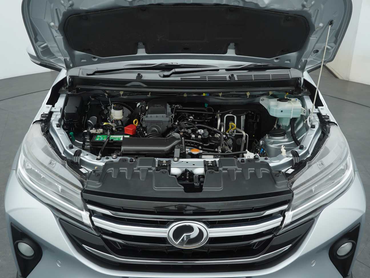 terpakai 2022 Perodua Aruz AV 1.5