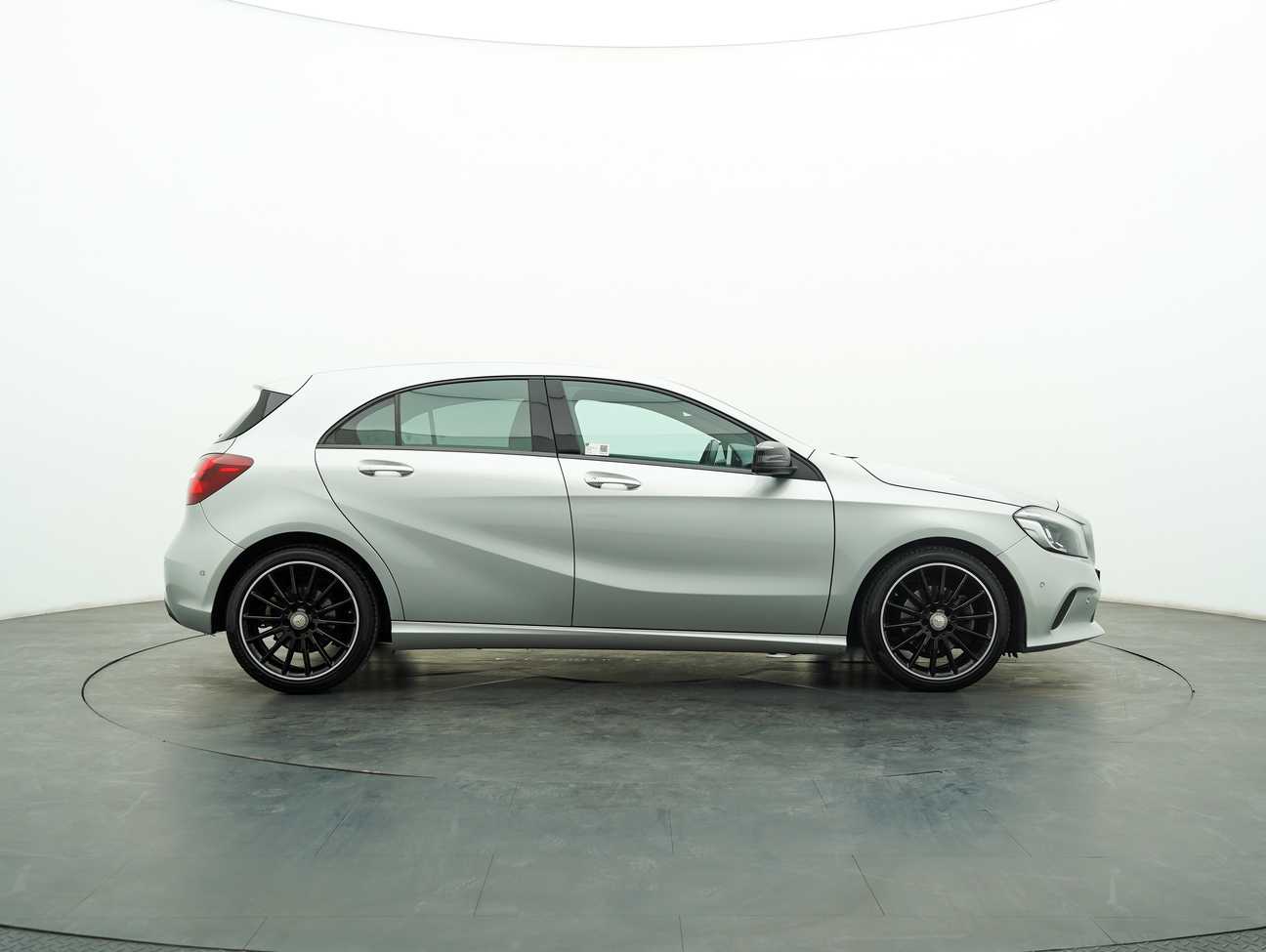 used 2015 Mercedes-Benz A180 Urban Line 1.6