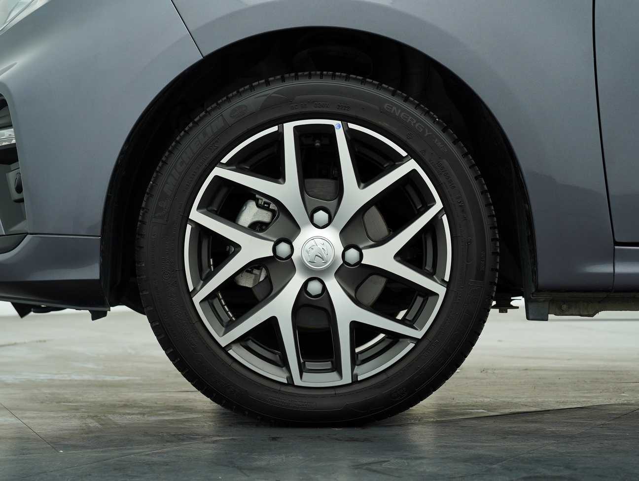 used 2022 Proton Persona Premium 1.6