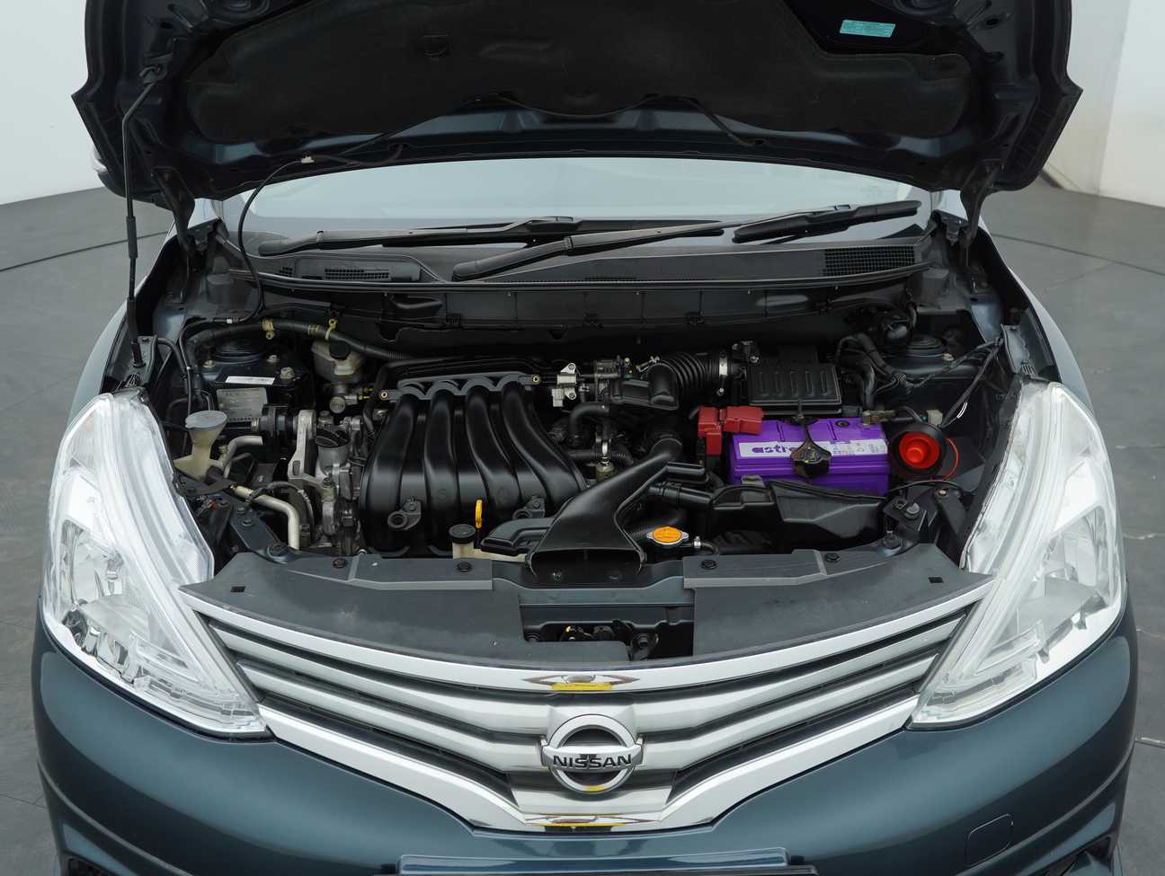 used 2013 Nissan Grand Livina Impul 1.8