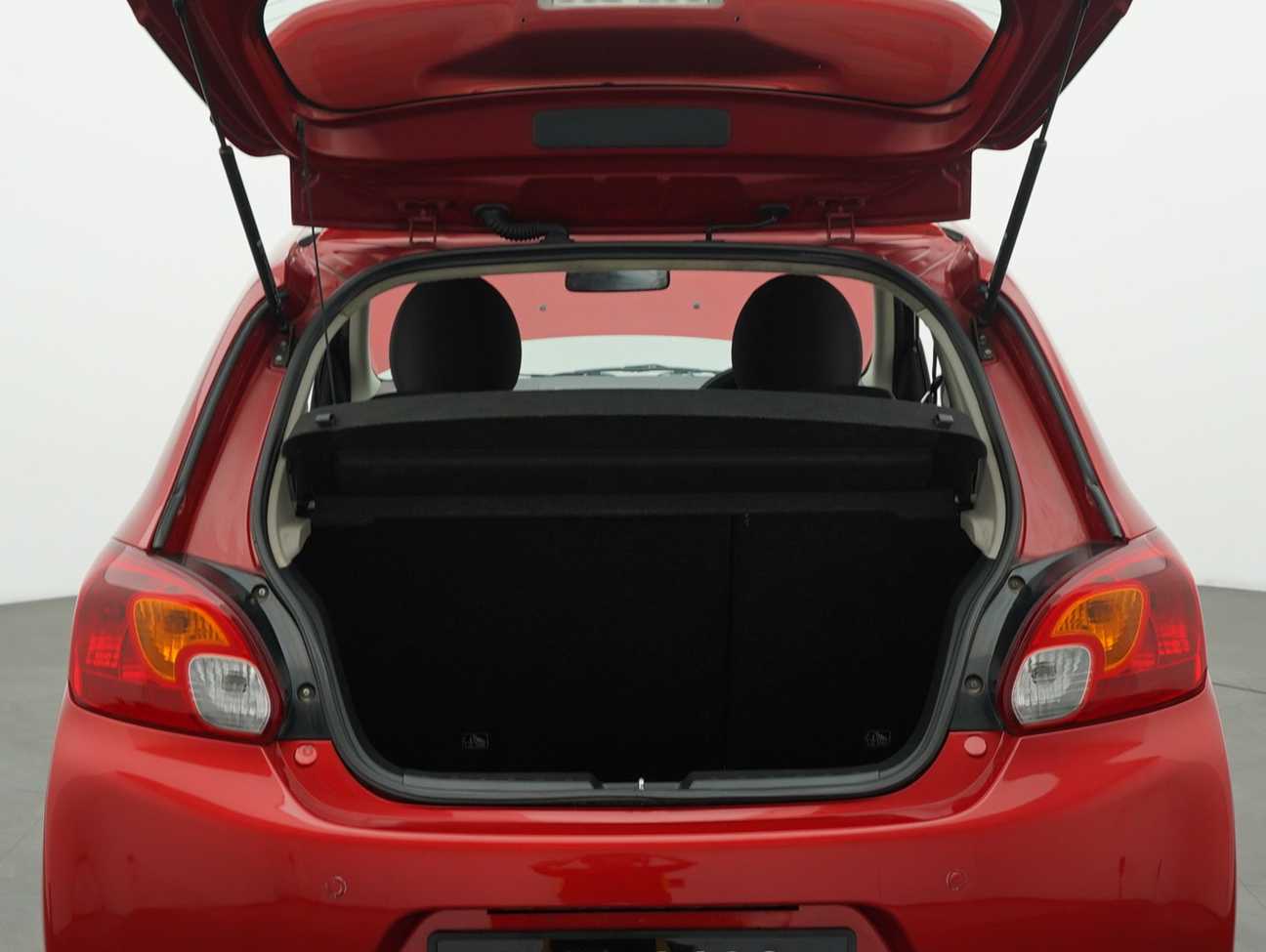terpakai 2013 Mitsubishi Mirage GL 1.2