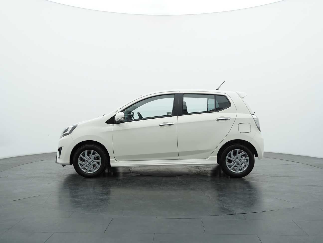terpakai 2017 Perodua AXIA SE 1.0