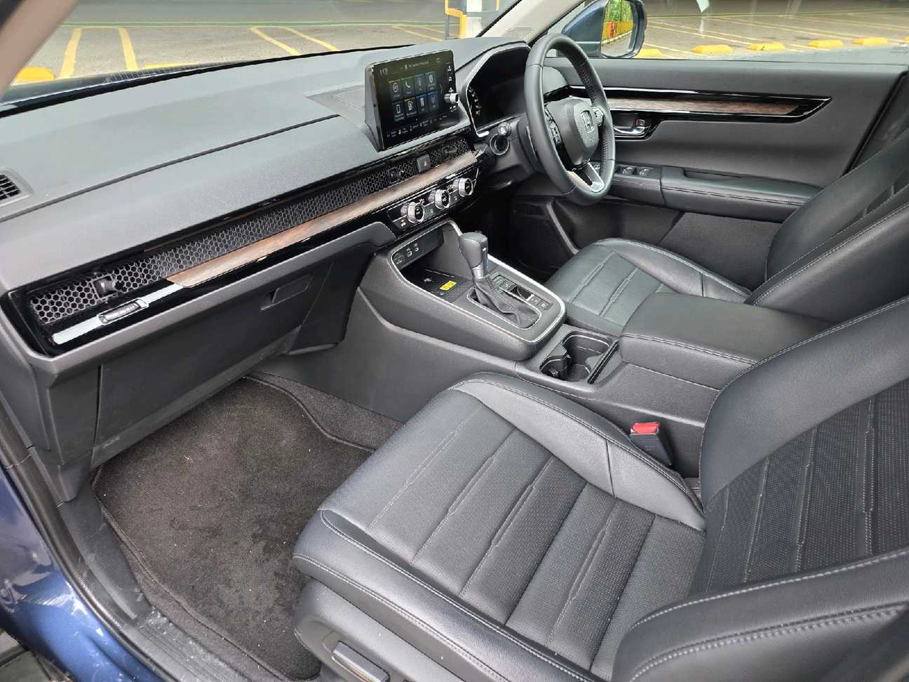 terpakai 2024 Honda CR-V V 1.5