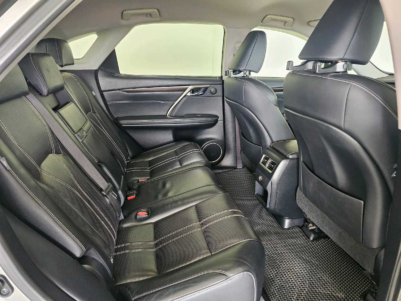 terpakai 2018 Lexus RX 300 Premium 2.0