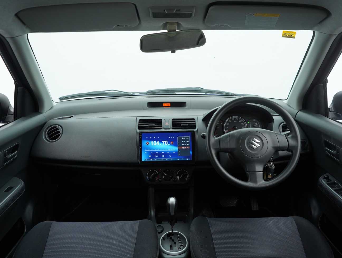 terpakai 2011 Suzuki Swift  1.5