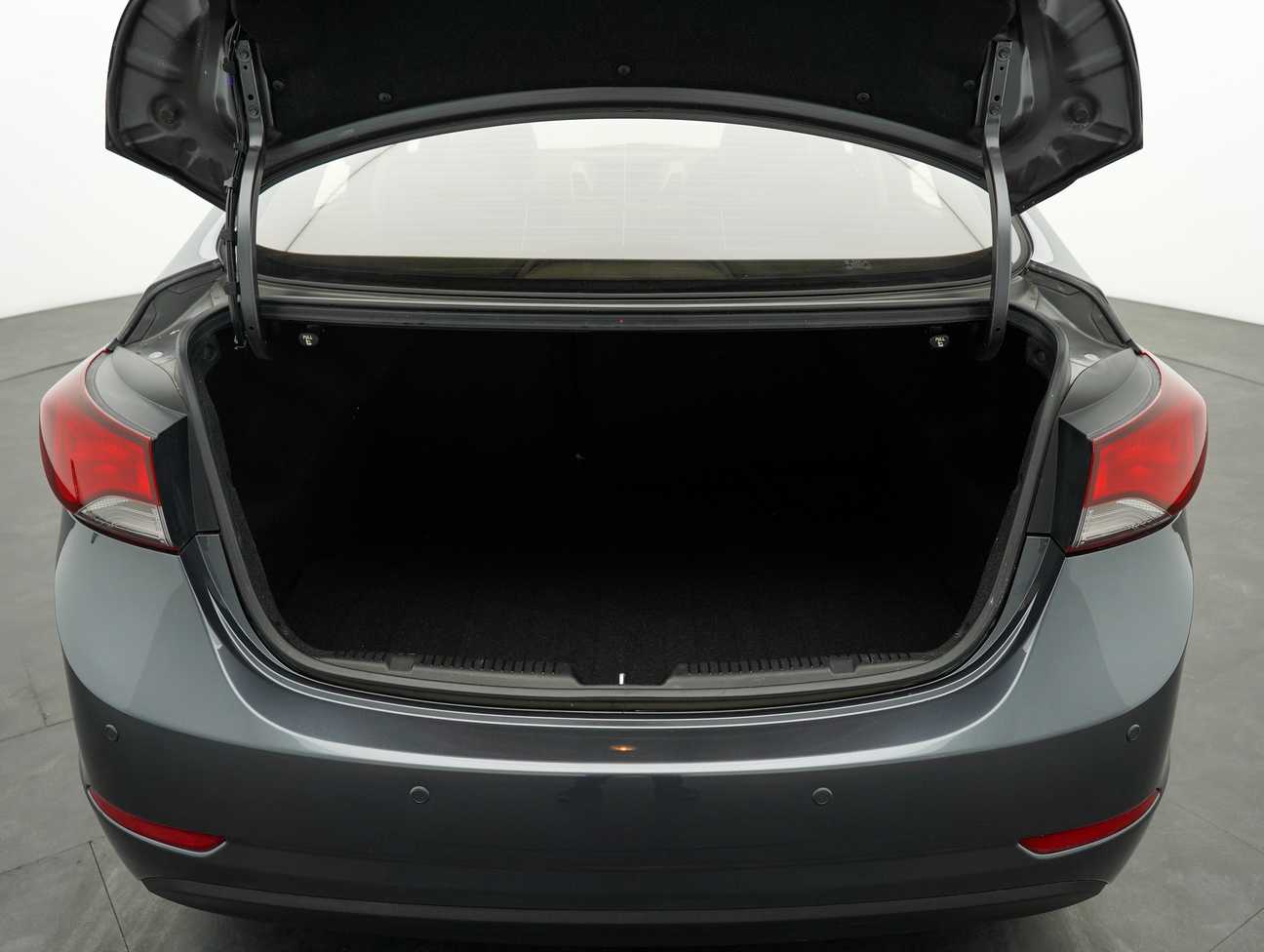 terpakai 2015 Hyundai Elantra Premium 1.6