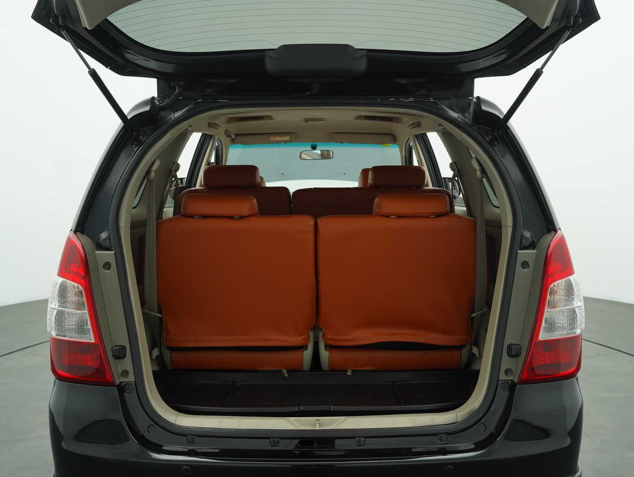 used 2015 Toyota Innova E 2.0