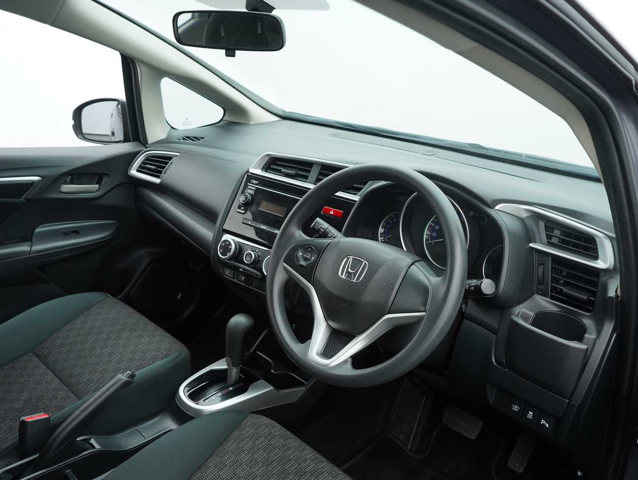 used 2014 Honda Jazz E 1.5