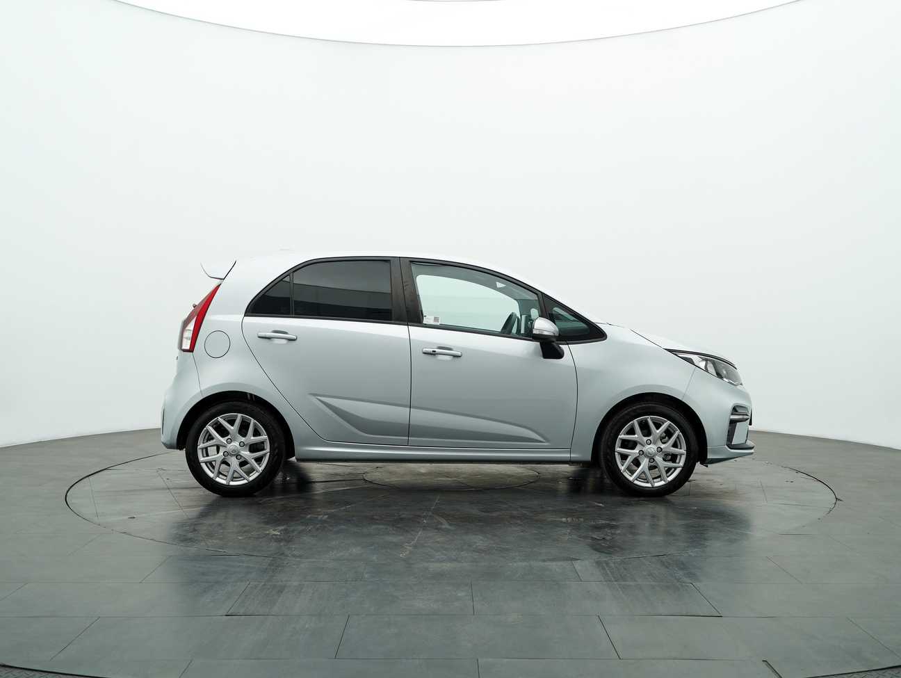 used 2025 Proton Iriz Executive 1.6