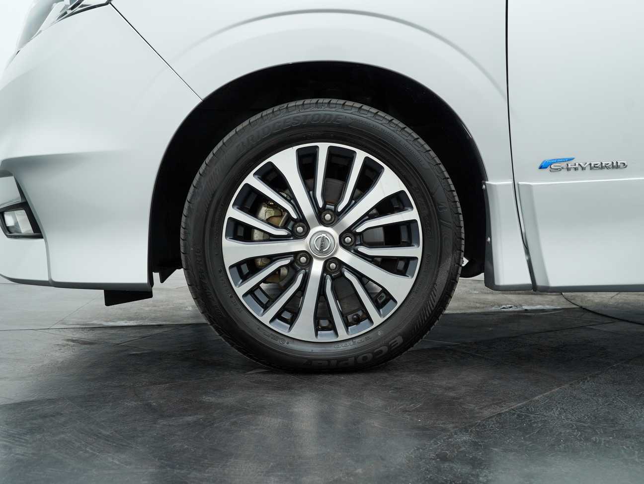 used 2018 Nissan Serena S-Hybrid High-Way Star Premium 2.0