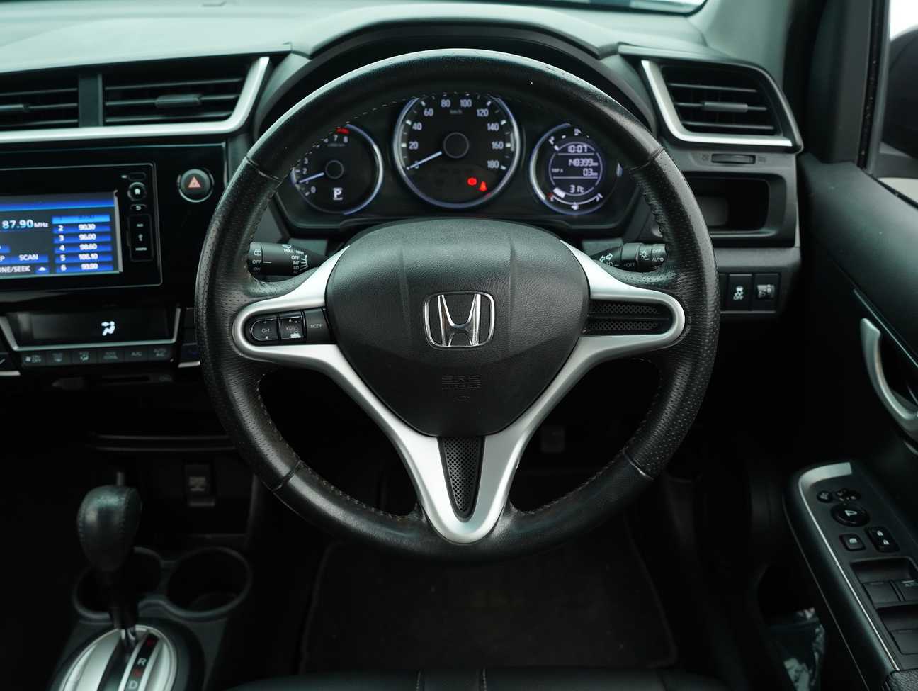 used 2018 Honda BR-V V 1.5