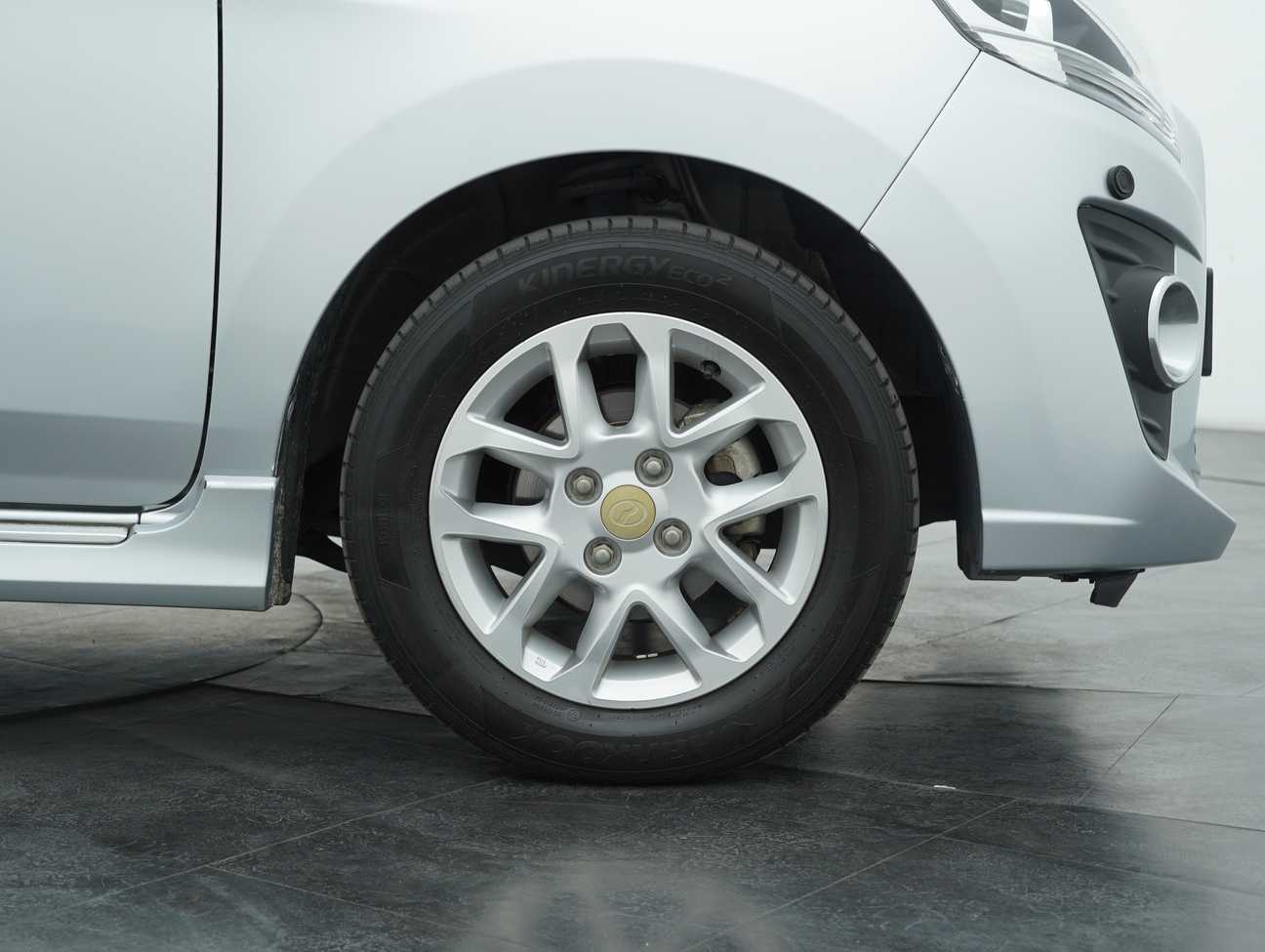 terpakai 2016 Perodua AXIA SE 1.0