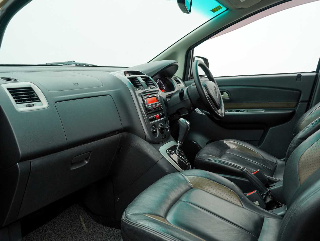 used 2012 Proton Exora Bold CFE Premium 1.6