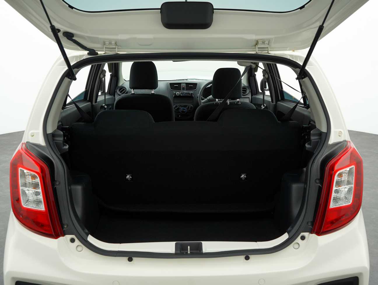 terpakai 2021 Perodua AXIA E 1.0