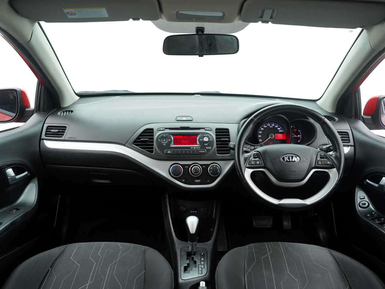 terpakai 2014 Kia Picanto  1.2