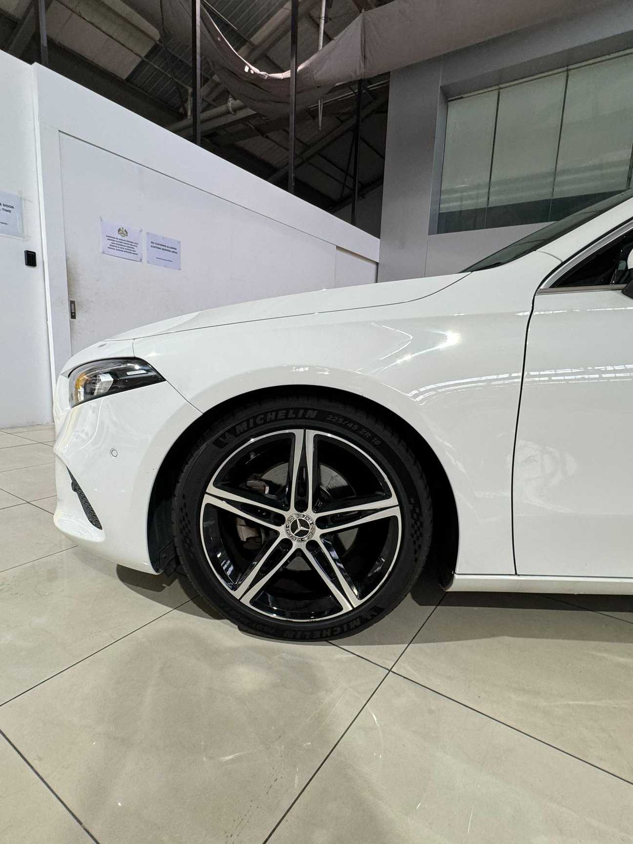 terpakai 2018 Mercedes-Benz A200 AMG Line 1.3