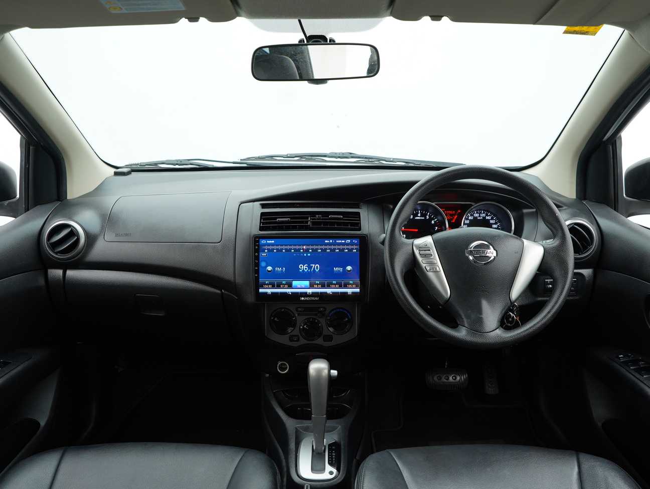 used 2018 Nissan Grand Livina Comfort 1.6