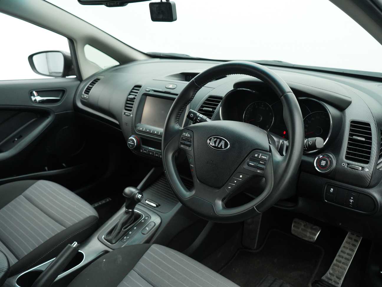 used 2015 Kia Cerato  1.6