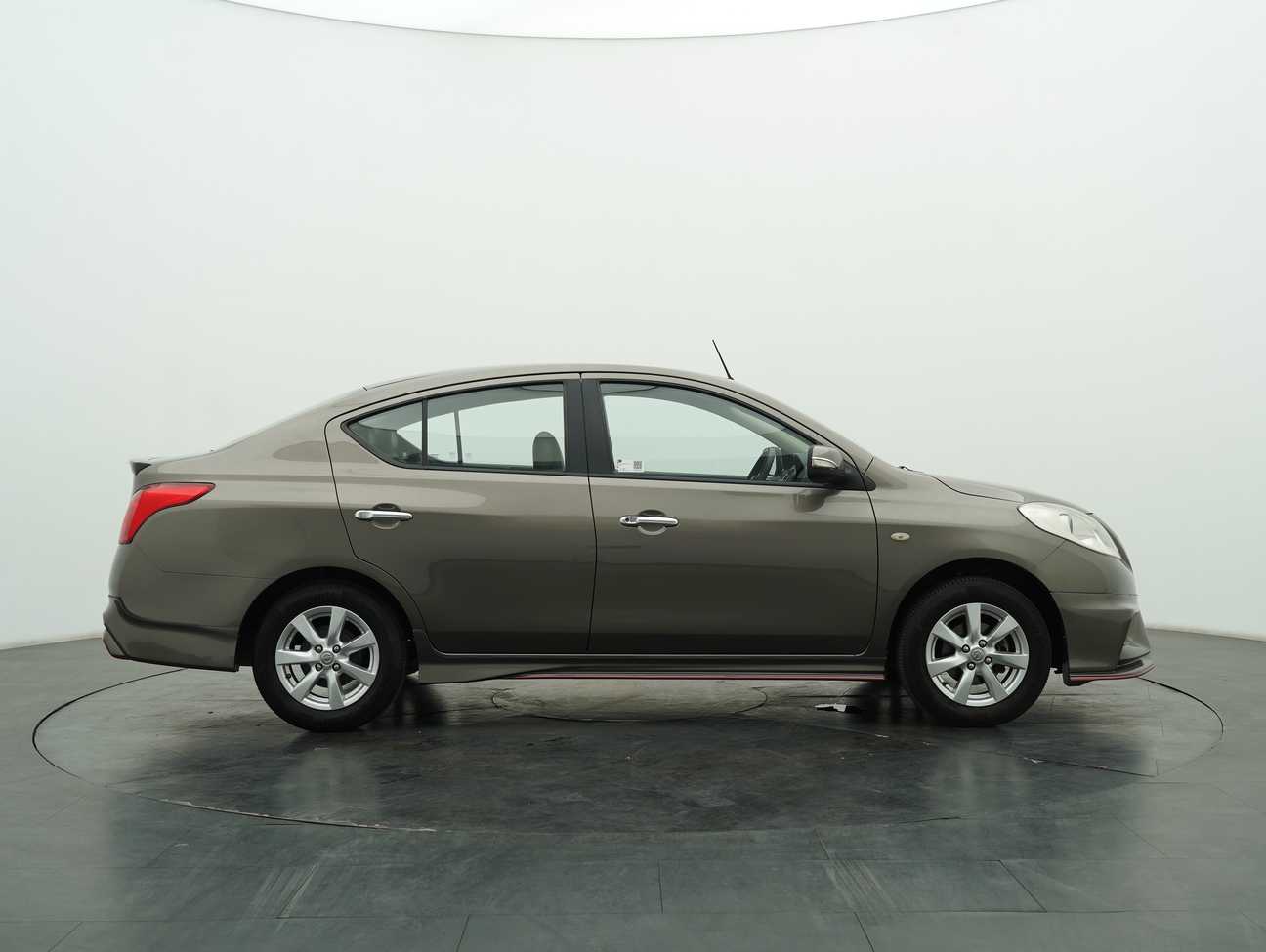 used 2013 Nissan Almera V 1.5