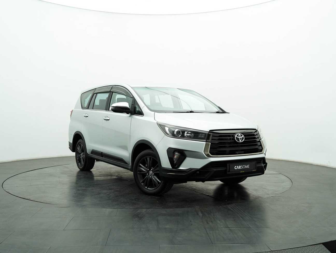 terpakai 2021 Toyota Innova X 2.0