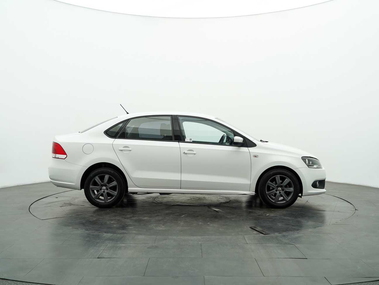 used 2011 Volkswagen Polo  1.6