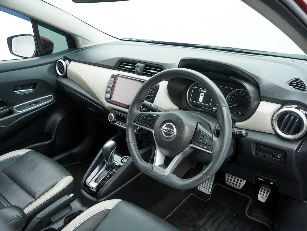 used 2023 Nissan Almera VLT 1.0