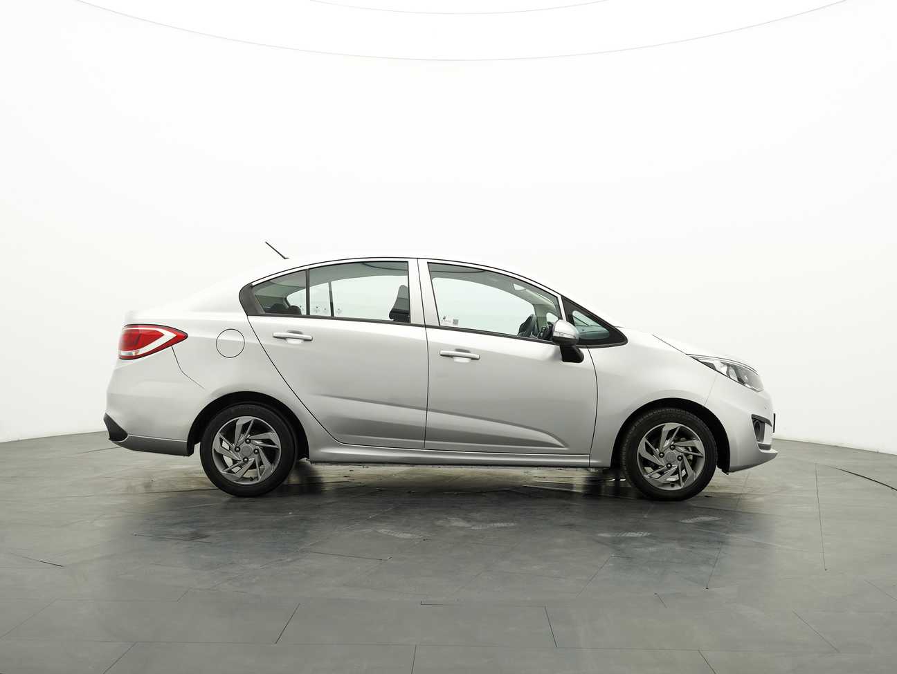 used 2016 Proton Persona Standard 1.6