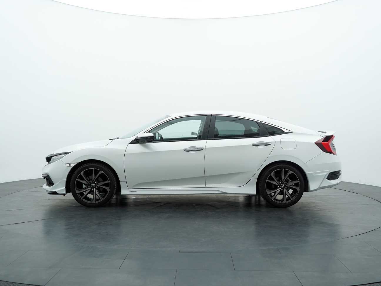 terpakai 2021 Honda Civic TC-P 1.5