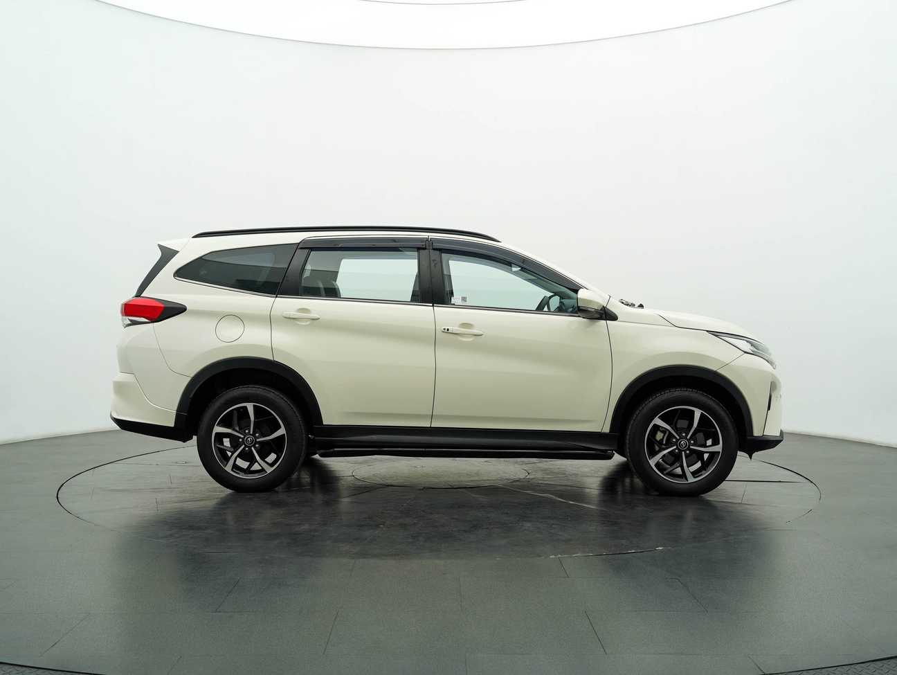 terpakai 2020 Perodua Aruz AV 1.5