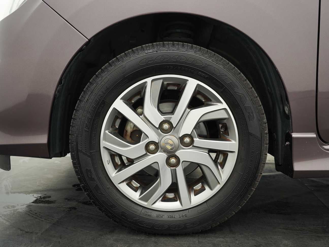 terpakai 2017 Perodua Bezza Advance 1.3