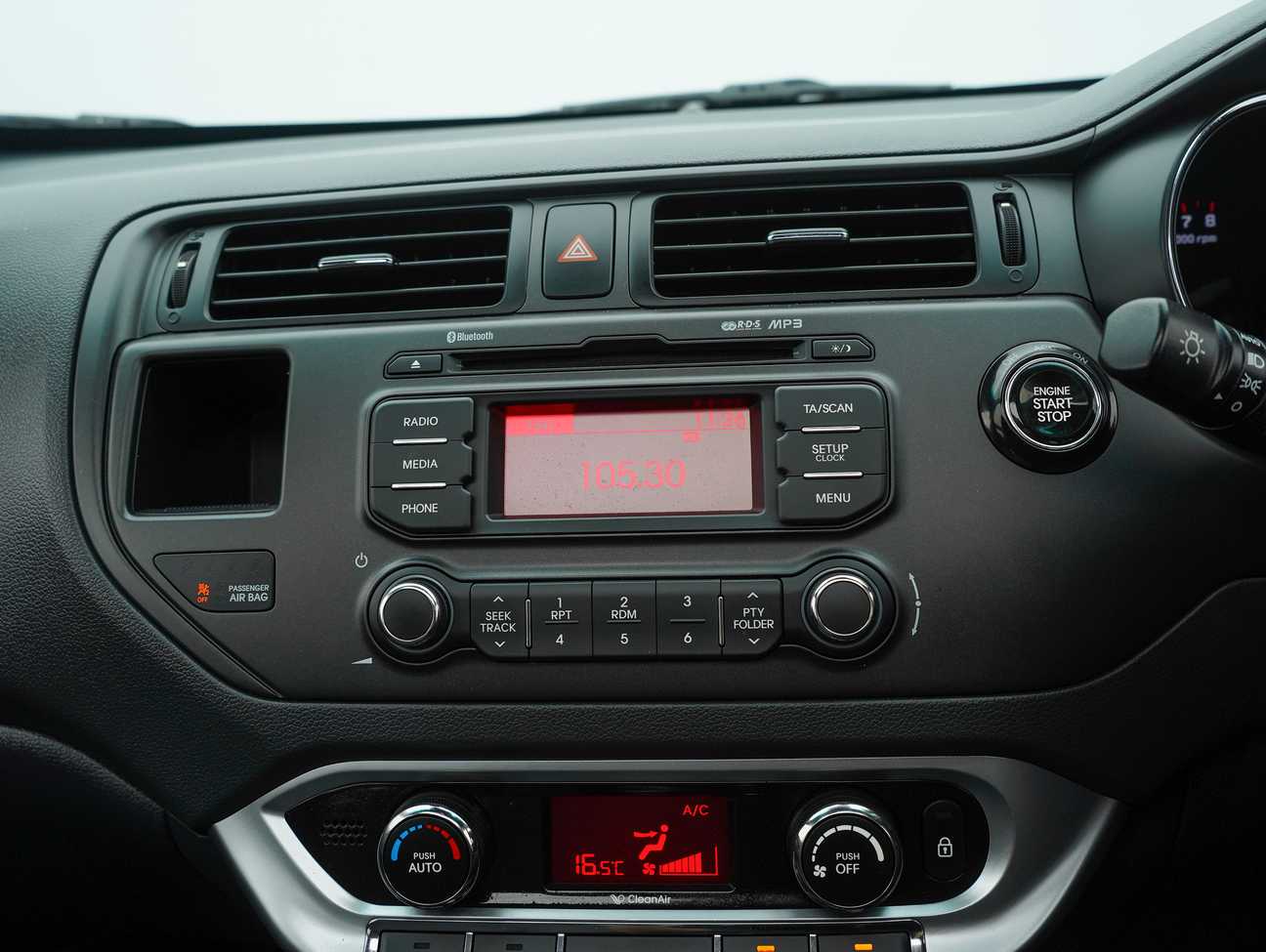 used 2014 Kia RIO UB 1.4