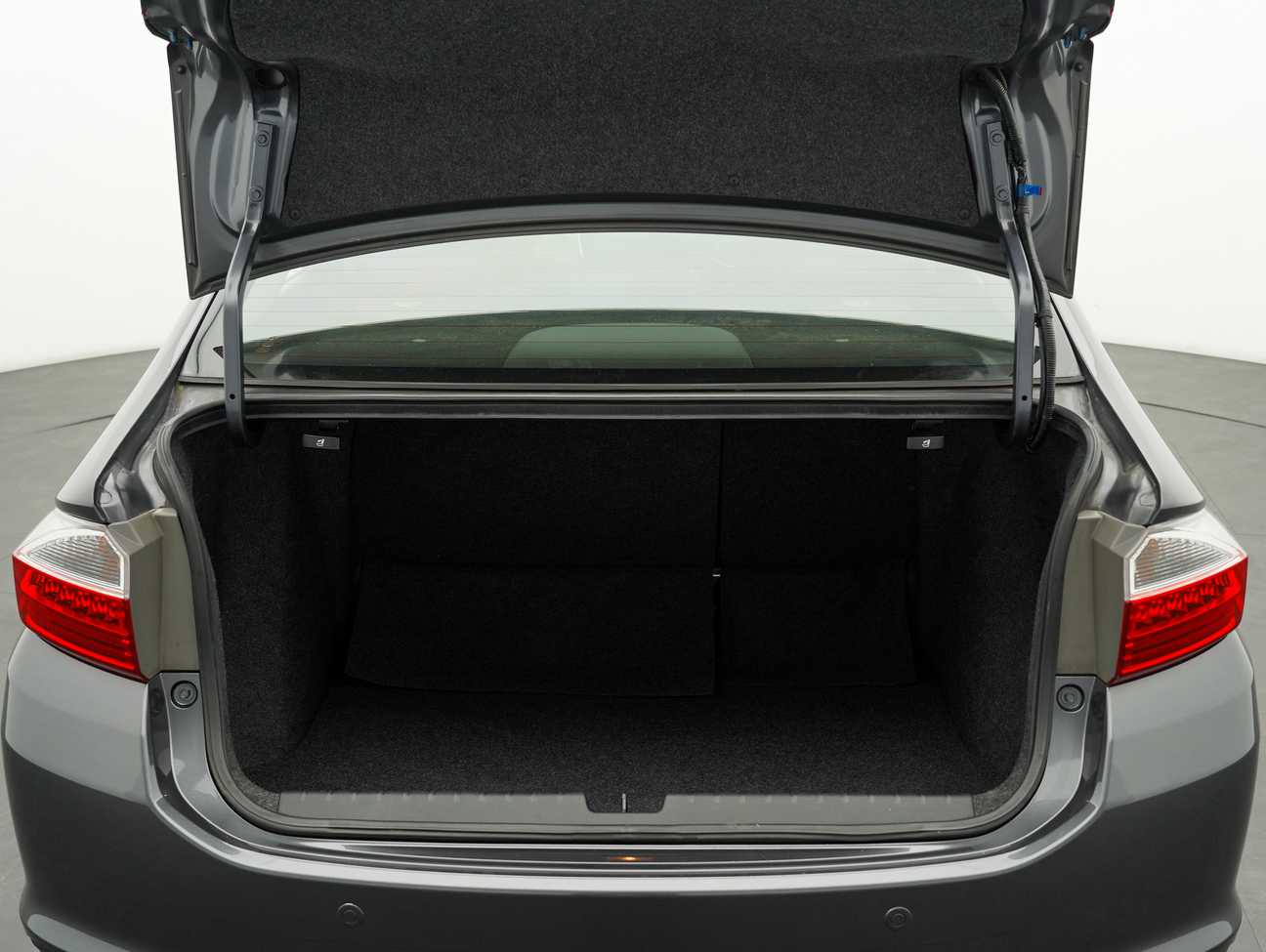 used 2017 Honda City V 1.5