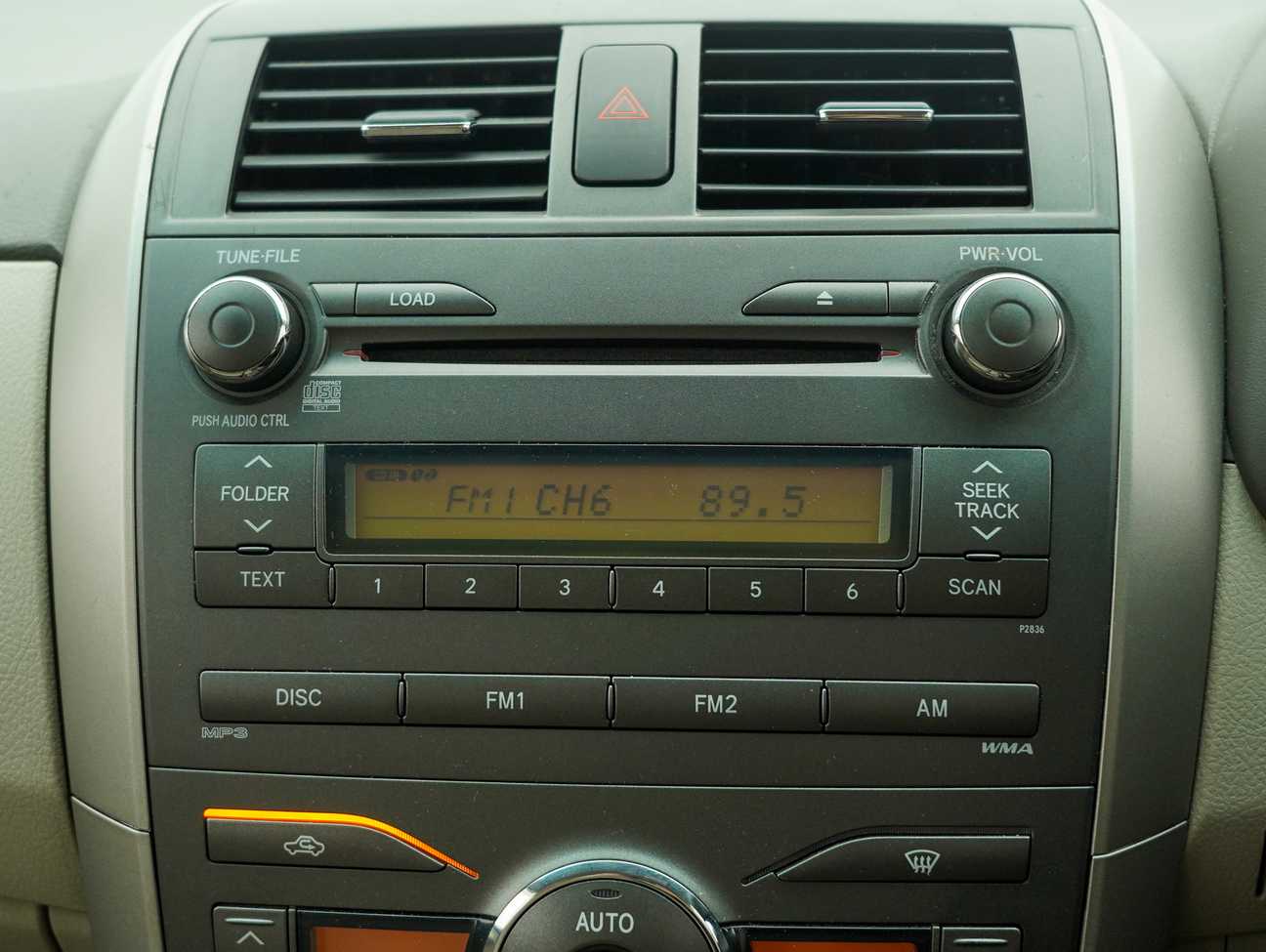 used 2010 Toyota Corolla Altis G 1.8