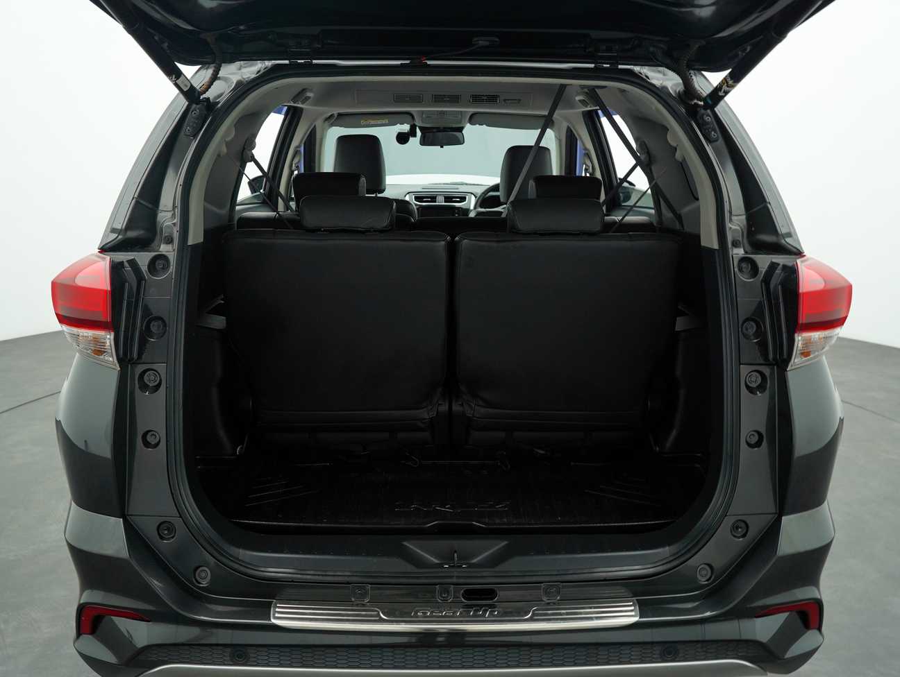 terpakai 2019 Perodua Aruz AV 1.5