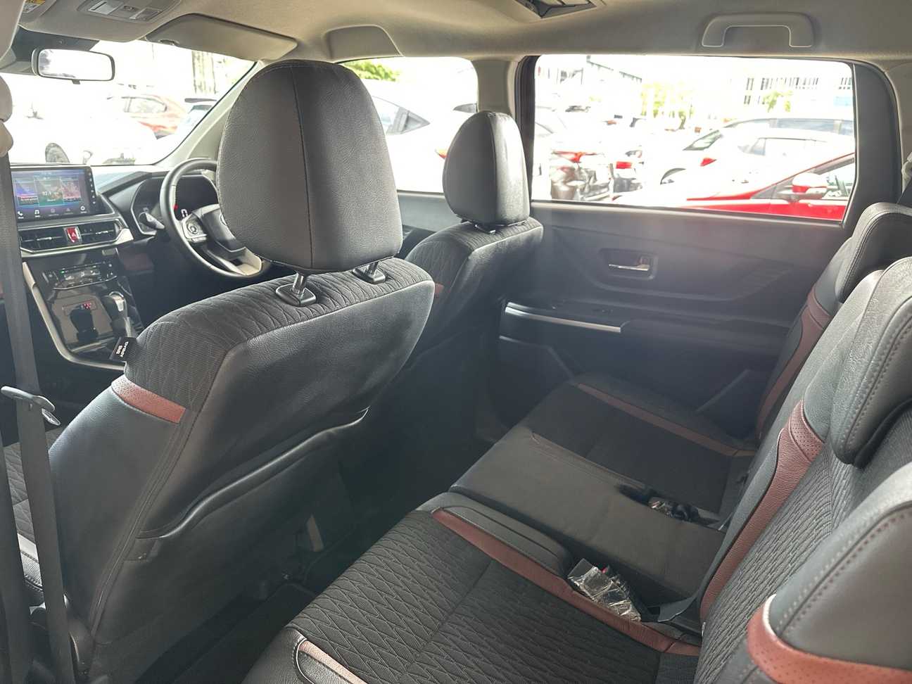 used 2025 Perodua Alza AV 1.5