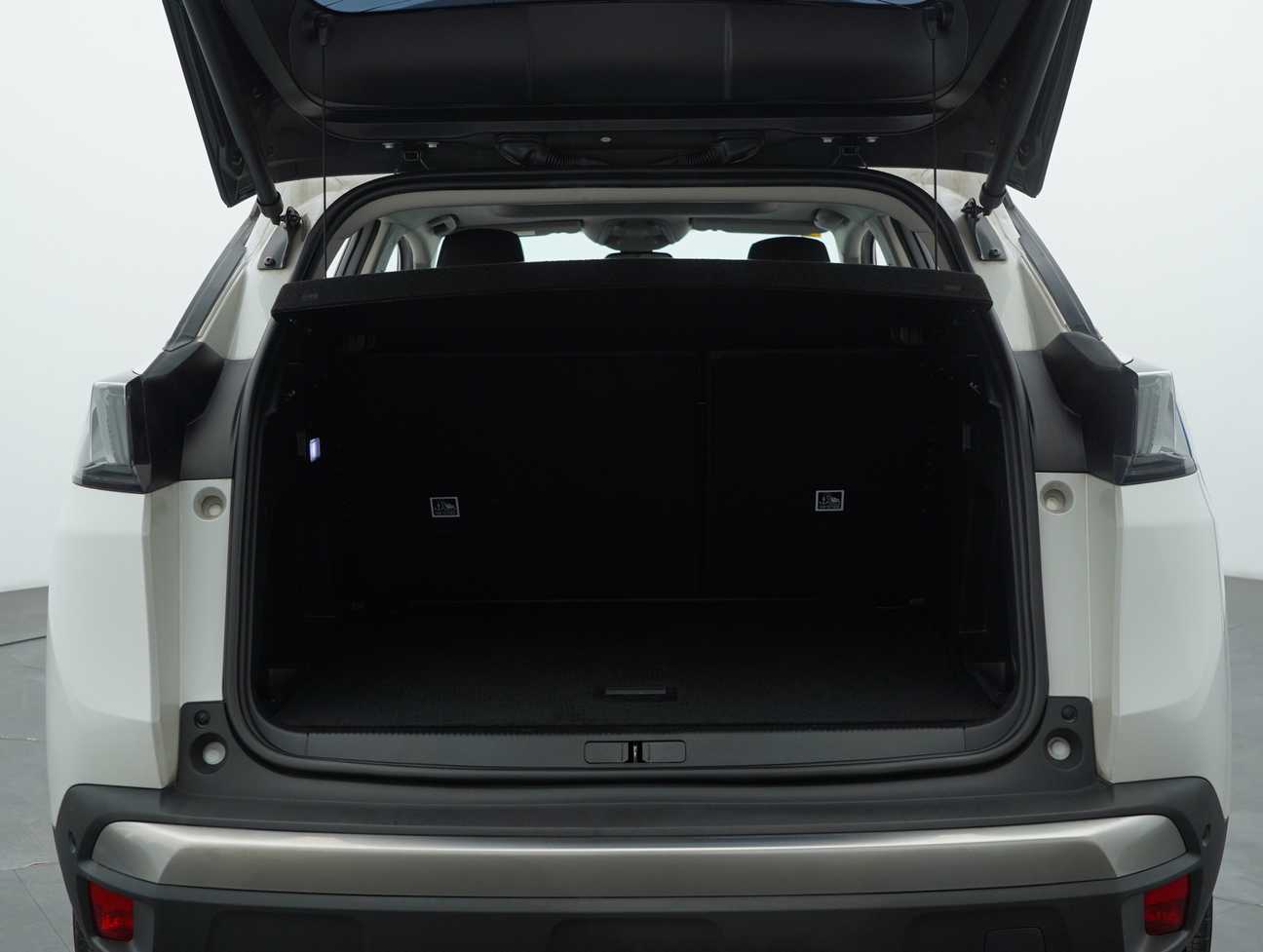 used 2024 Peugeot 3008 THP Allure 1.6