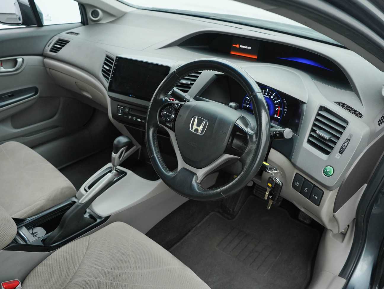 terpakai 2013 Honda Civic S 1.8