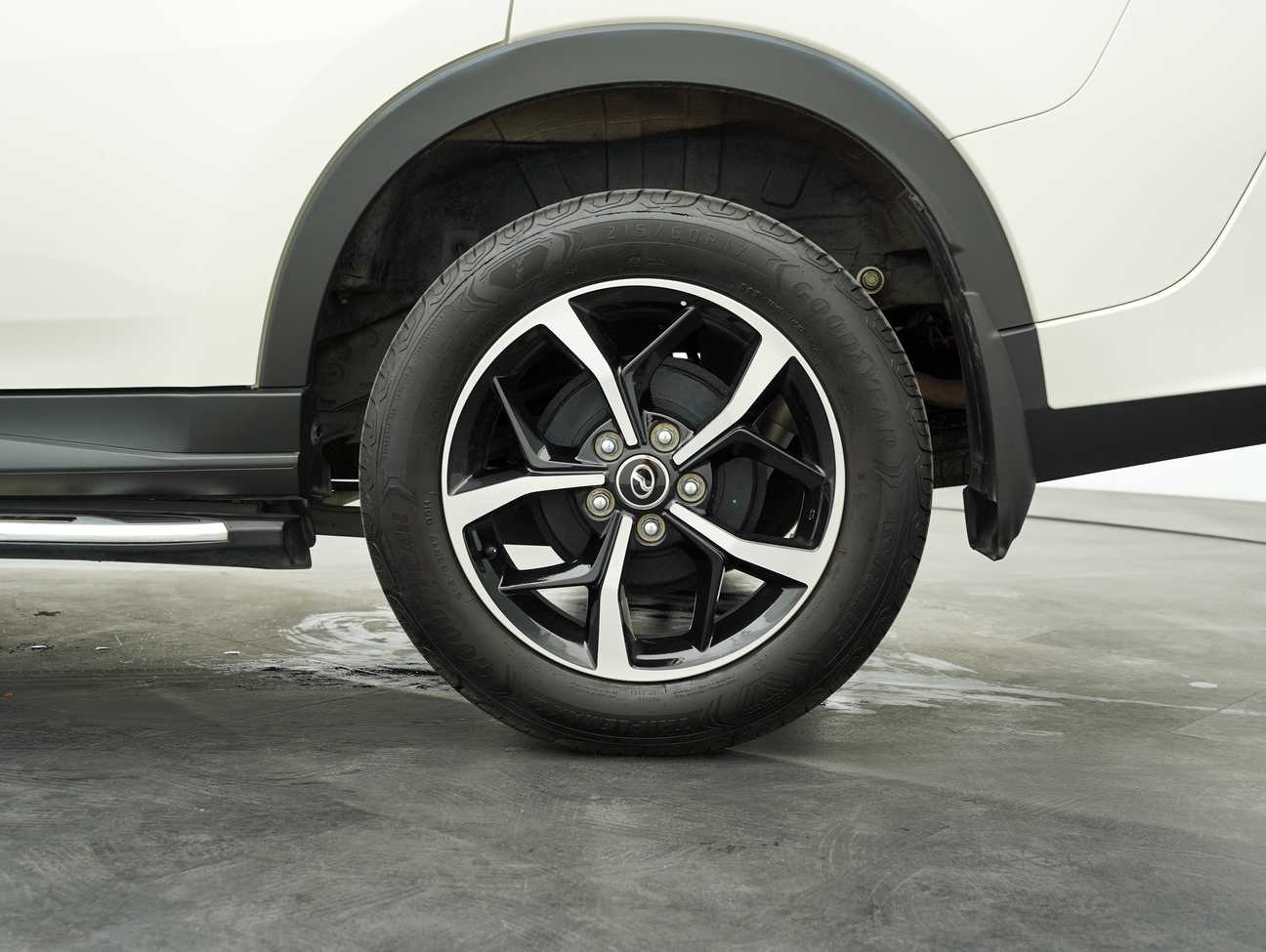 terpakai 2021 Perodua ARUZ AV 1.5