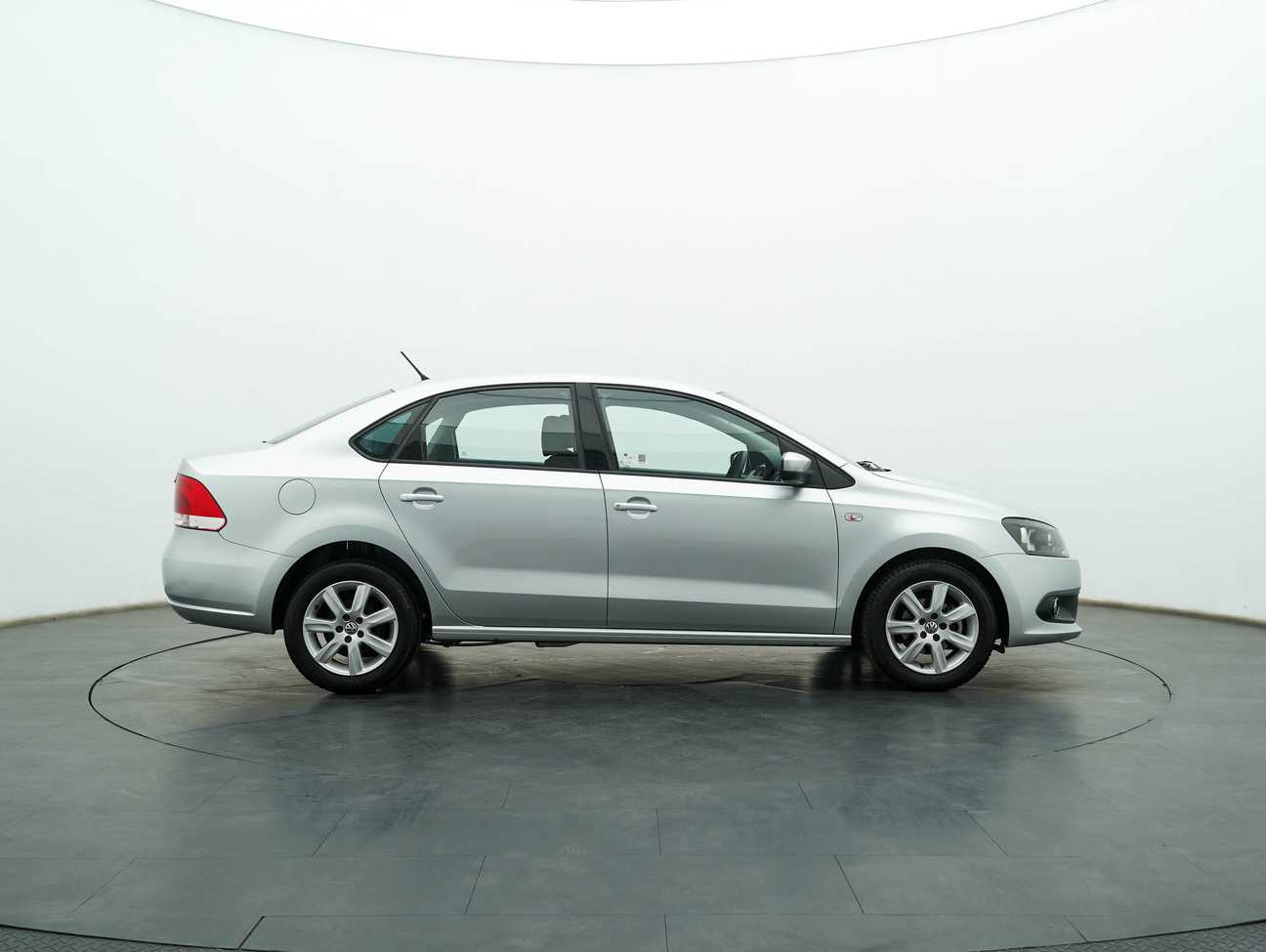 used 2016 Volkswagen Polo  1.6