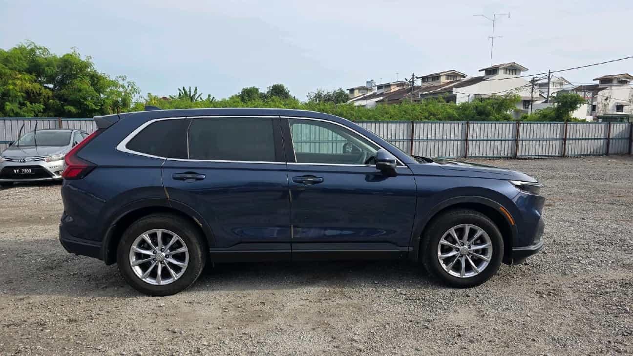 used 2024 Honda CR-V V 1.5