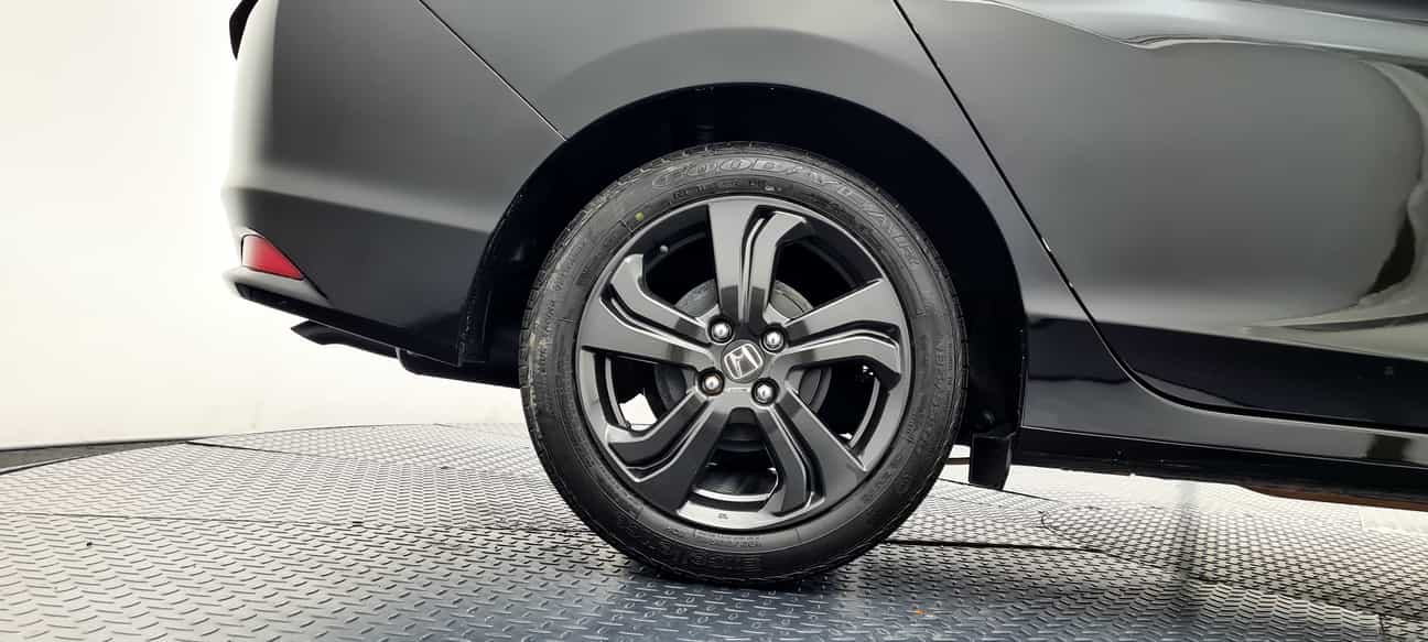 used 2016 Honda CITY V 1.5