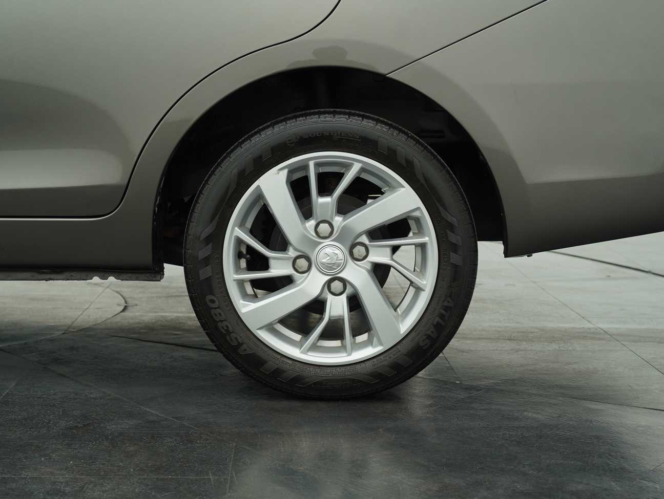 used 2022 Proton Saga Premium 1.3