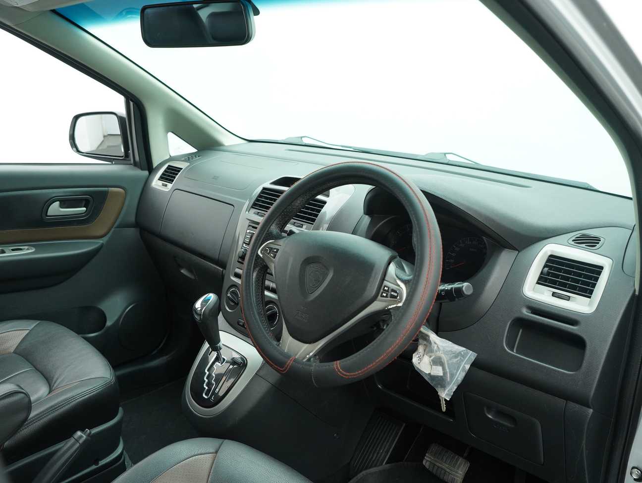 terpakai 2013 Proton Exora Bold CFE Premium 1.6