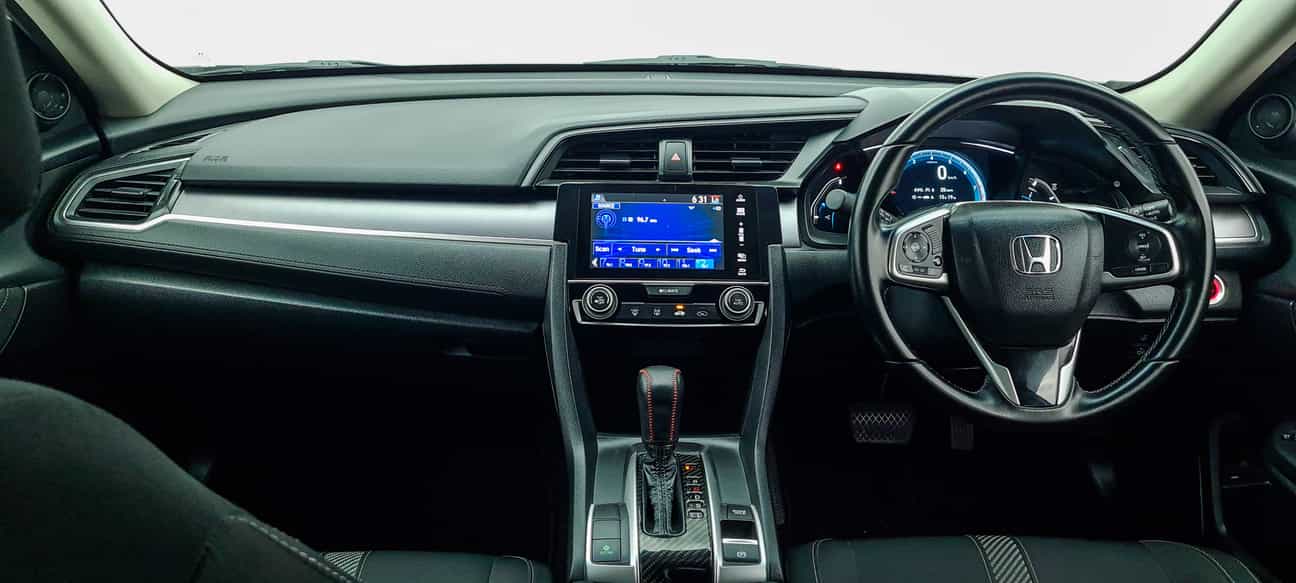 terpakai 2017 Honda CIVIC I-VTEC 1.8