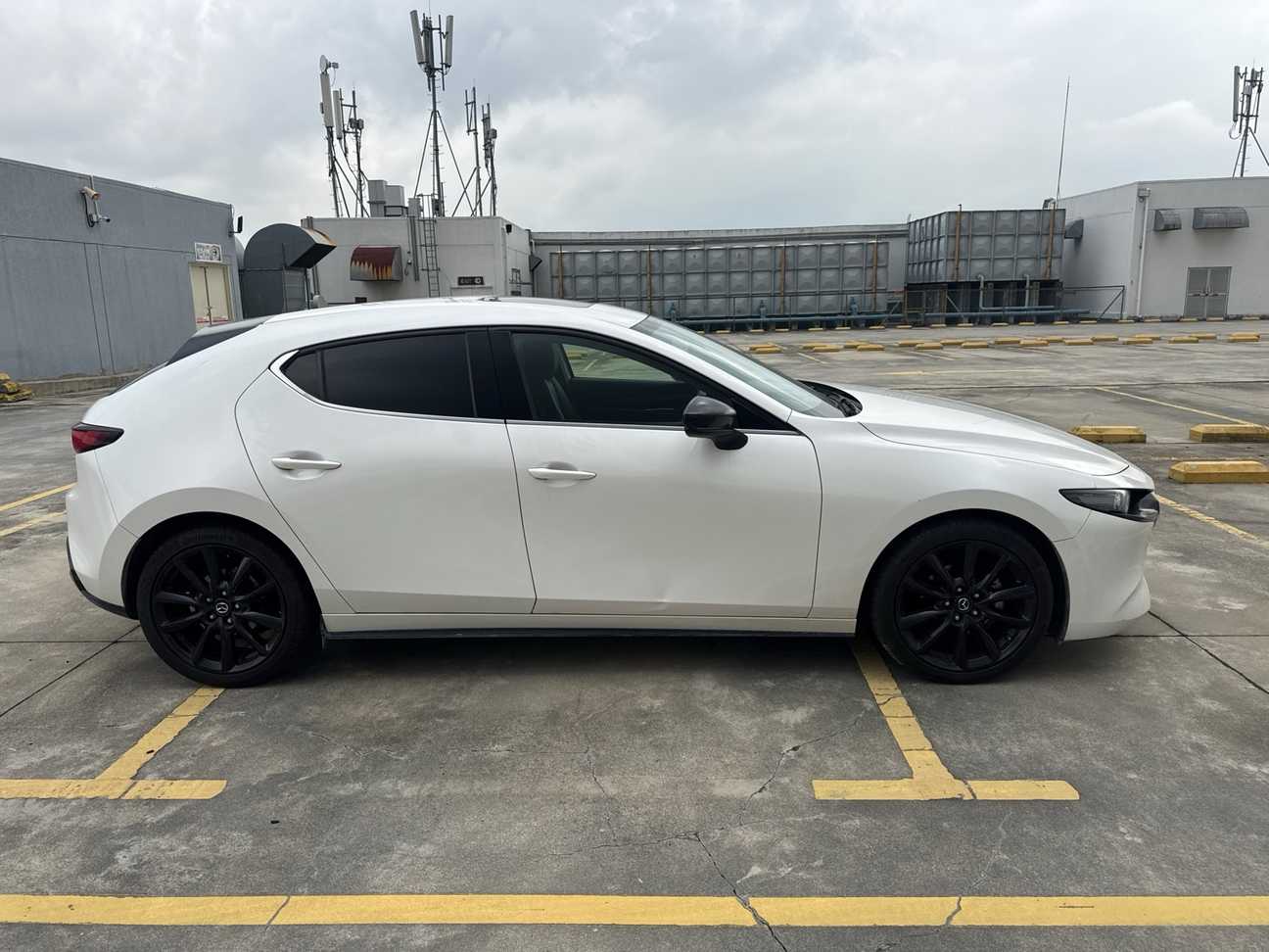 used 2022 Mazda 3 SKYACTIV-G High Plus 2.0