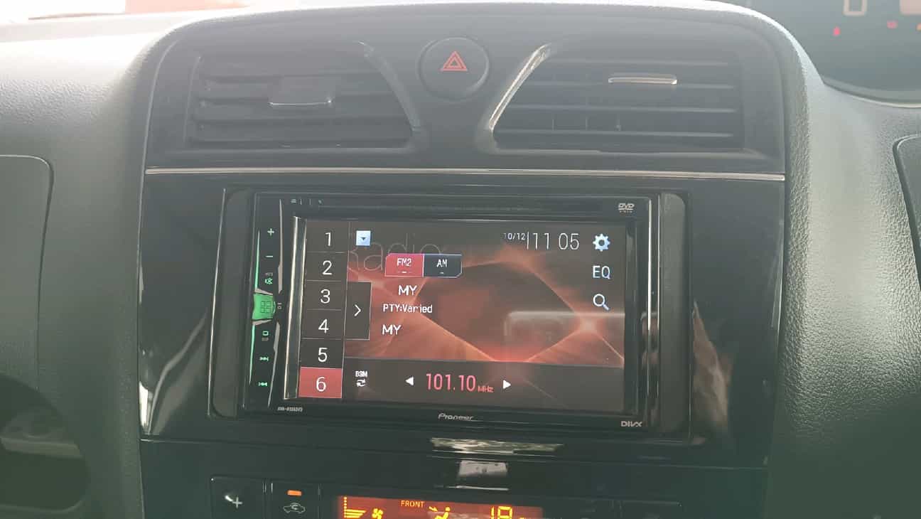 terpakai 2013 Nissan Serena S-Hybrid High-Way Star 2.0