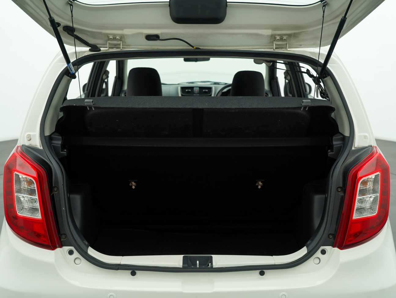 terpakai 2016 Perodua AXIA G 1.0