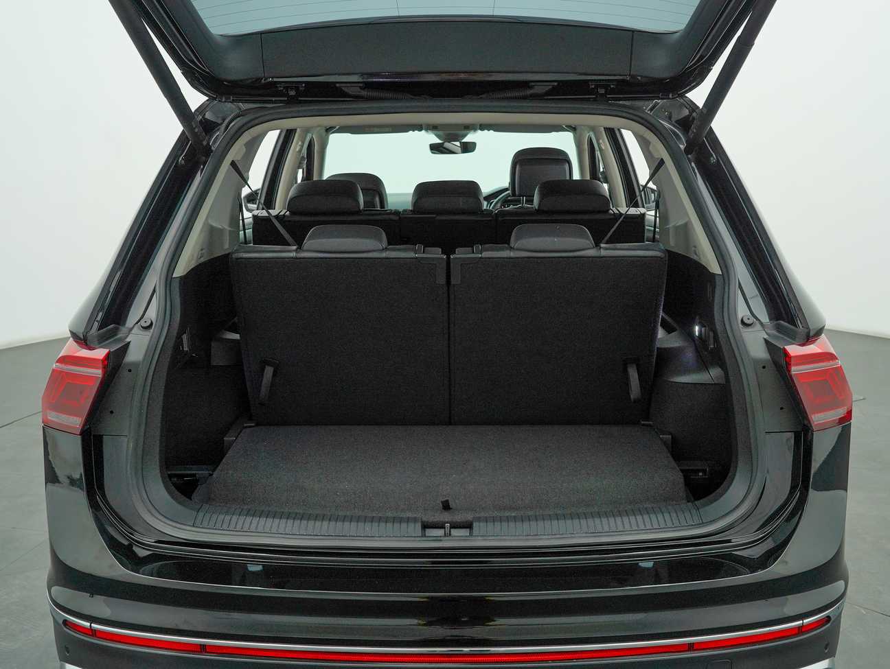 used 2022 Volkswagen Tiguan Allspace Elegance 1.4