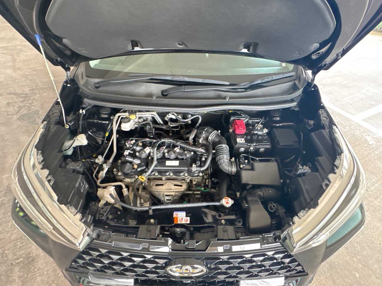 used 2023 Toyota Veloz  1.5